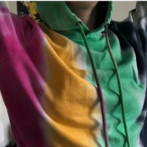 tie dye pullover hoodie